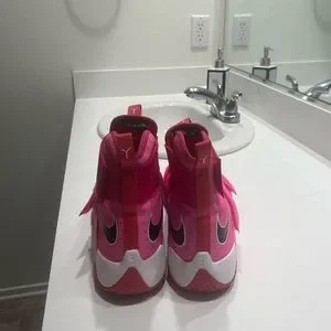 Nike | Shoes | 26 Lebron Soldier 10 Think Pink Beast Cancer 